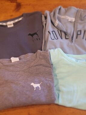 PINK Victoria's Secret  Pullover Tops-4 total - Size Sm and Xs